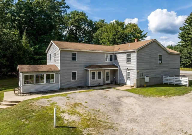 3rd image of 49 Route 107, Brentwood, NH 03833 | MLS# 5107237