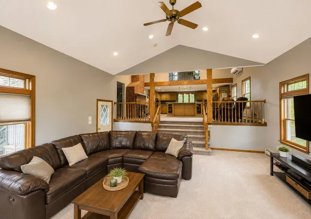 Photo 3 of Single family home for sale at 14 Shasta Dr, Londonderry, NH 03053 | MLS# 5107239 | Listing updated on 2026-09-16