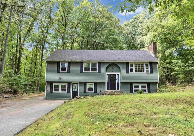 Photo 4 of Single family home for sale at 16 Mcgettigan Rd, Milford, NH 03055 | MLS# 5107240 | Listing updated on 2026-09-14