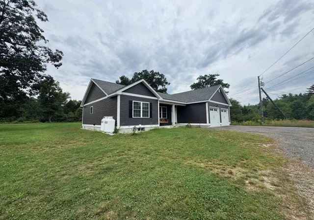 3rd image of 106 Whitcomb Rd, Swanzey, NH 03446 | MLS# 5107249