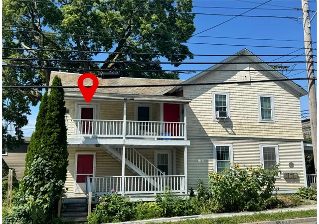 Photo 2 of Condo for sale at 103 Maple St #3, Burlington, VT 05401 | MLS# 5107261 | Listing updated on 2026-09-14