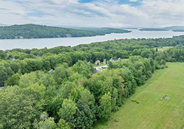 3rd image of 1 E Bluff Highlands #22, Meredith, NH 03253 | MLS# 5107262
