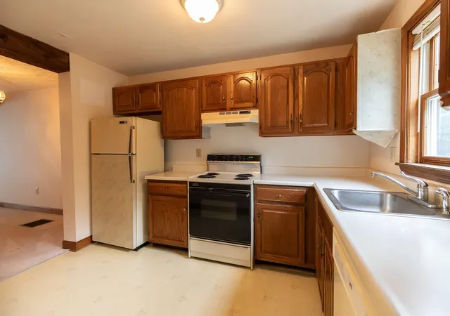 5th image of 1400 Turnpike Rd #2, New Ipswich, NH 03071 | MLS# 5107273