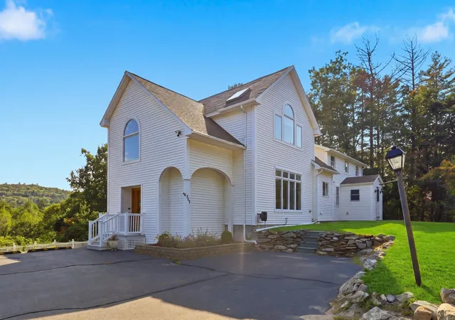 1st image of 257 Meredith Neck Rd, Meredith, NH 03253 | MLS# 5107274