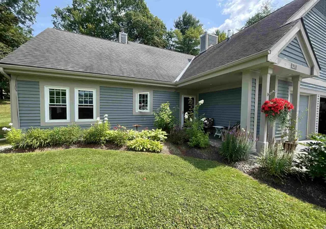Photo 2 of Townhouse for sale at 26 Heritage Hill Circle Pl, Rutland Town, VT 05701 | MLS# 5107275 | Listing updated on 2026-09-19