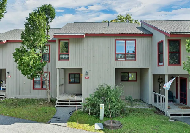 3rd image of 5 Autumn Ave #5, Lincoln, NH 03251 | MLS# 5107278