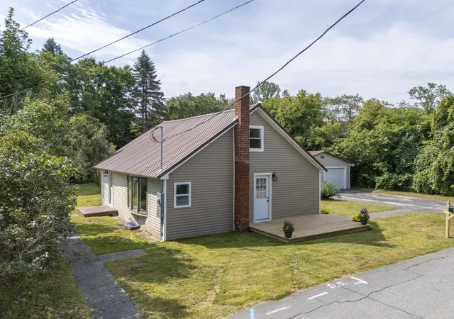 3rd image of 13 Fairbanks Rd, Newport, NH 03773 | MLS# 5107288
