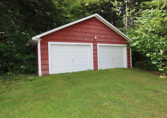 Photo 3 of Single family home for sale at 3149 West Hill Dr, Readsboro, VT 05350 | MLS# 5107298 | Listing updated on 2026-09-06