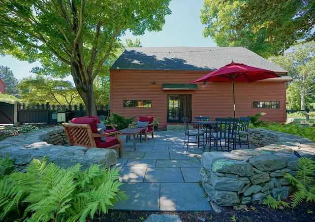 Photo 2 of Mansion for sale at 5 Grove Rd, Rye, NH 03870 | MLS# 5107306 | Listing updated on 2026-09-09