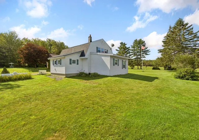 3rd image of 42 Loverin Hill Rd, Croydon, NH 03773 | MLS# 5107308