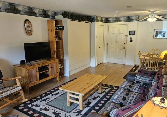 4th image of 227 Main St #136, Lincoln, NH 03574 | MLS# 5107323