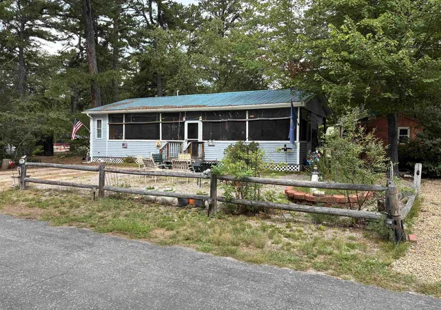 Photo 3 of Manufactured home for sale at 5 Eagle Loop Ln #56, Freedom, NH 03836 | MLS# 5107332 | Listing updated on 2026-08-30