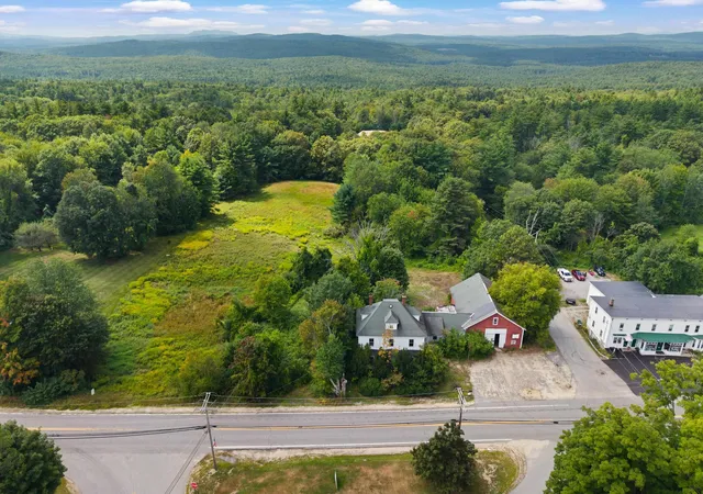 4th image of 1 Stark Hwy S Hwy, Dunbarton, NH 03046 | MLS# 5107339