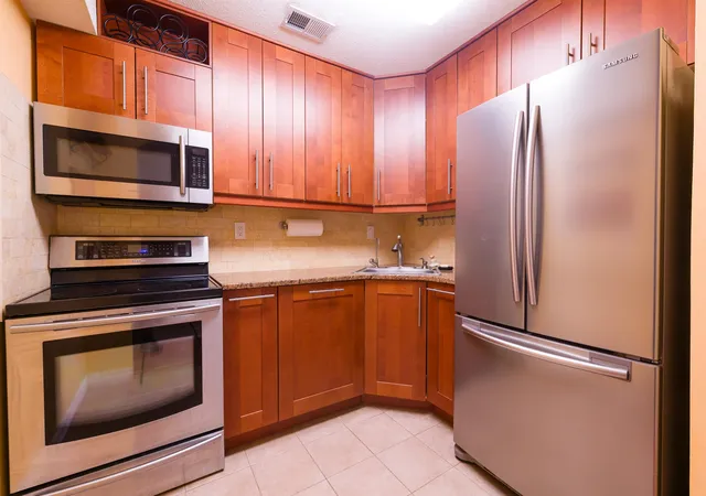 Photo 4 of Condo for sale at 555 Russell Rd #65, Westfield, MA 01085 | MLS# 5107340 | Listing updated on 2026-08-29