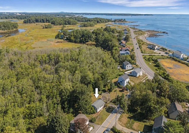 1st image of 11 Parsons Rd, Rye, NH 03870 | MLS# 5107358