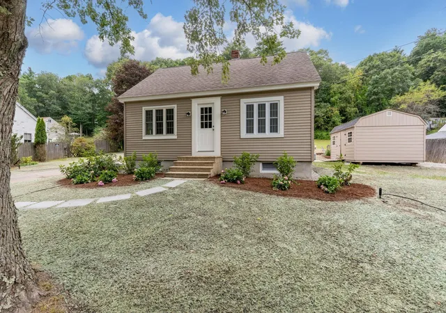 1st image of 116 Exeter Rd, Newmarket, NH 03857 | MLS# 5107374