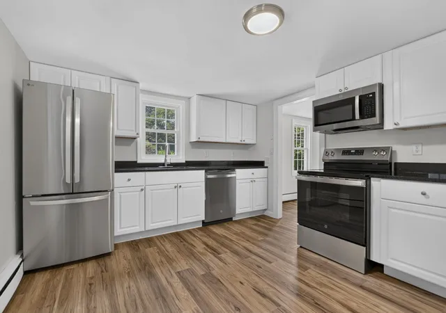 4th image of 116 Exeter Rd, Newmarket, NH 03857 | MLS# 5107374