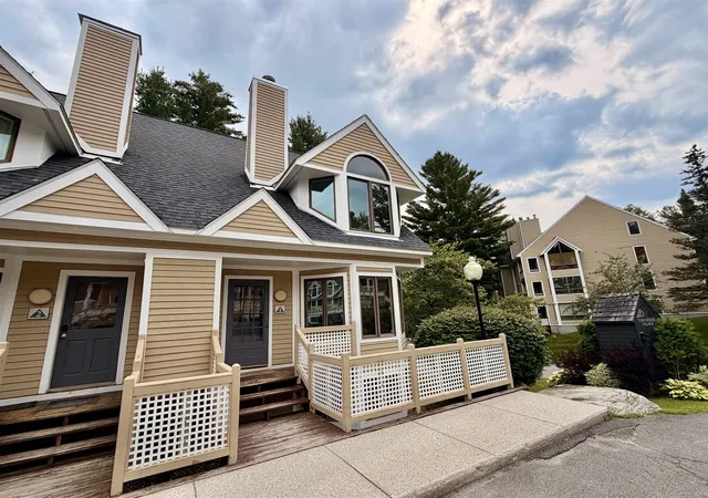 Condo for sale at 2D Townhouse Sq #TH 1, Dover, VT 05356 | MLS# 5107377