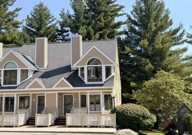 Photo 2 of Condo for sale at 2d Townhouse Sq #TH 1, Dover, VT 05356 | MLS# 5107377 | Listing updated on 2026-09-03