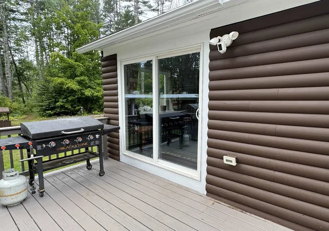 Photo 3 of Single family home for sale at 49 Townhouse Rd, Effingham, NH 03882 | MLS# 5107382 | Listing updated on 2026-09-06