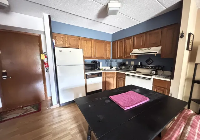 Photo 3 of Townhouse for sale at 5d Snow Mountain Village #124, Dover, VT 05356 | MLS# 5107389 | Listing updated on 2026-08-31