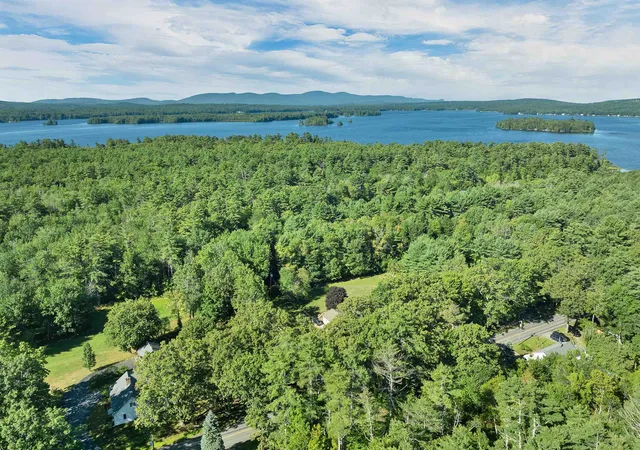 15th image of 11 And 13 Ryefield Ter, Wolfeboro, NH 03894 | MLS# 5107408