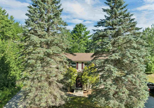 2nd image of 11 And 13 Ryefield Ter, Wolfeboro, NH 03894 | MLS# 5107408