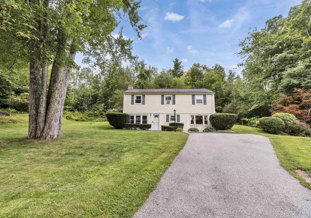 Photo 1 of Single family home for sale at 33 Lobacki Rd, Peterborough, NH 03458 | MLS# 5107409 | Listing updated on 2026-09-14