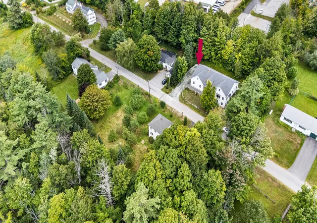 Photo 3 of Single family home for sale at 263 Barrett Rd, New London, NH 03257 | MLS# 5107415 | Listing updated on 2026-09-18