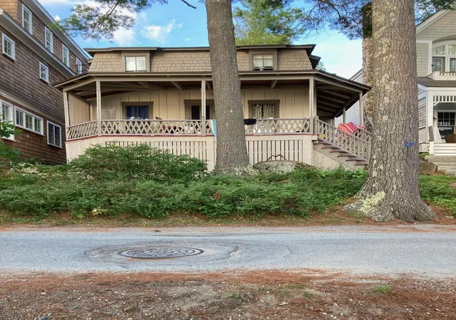 2nd image of 4 Lake Ave St, Newbury, NH 03255 | MLS# 5107419