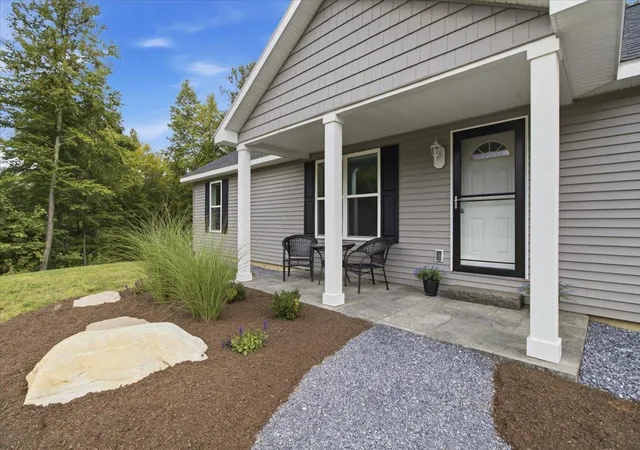 Photo 2 of Single family home for sale at 331 Hideaway Ln, Arlington, VT 05250 | MLS# 5107439 | Listing updated on 2026-09-07