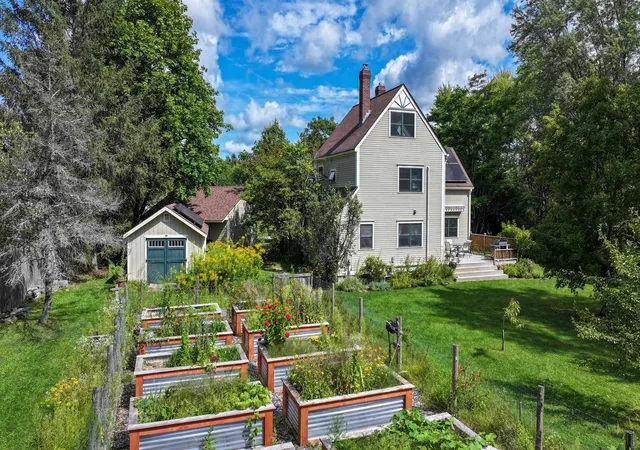 Photo 3 of Sale Pending at 200 Morningside Dr, Middlebury, VT 05753 | MLS# 5107445 | Listing updated on 2026-09-03
