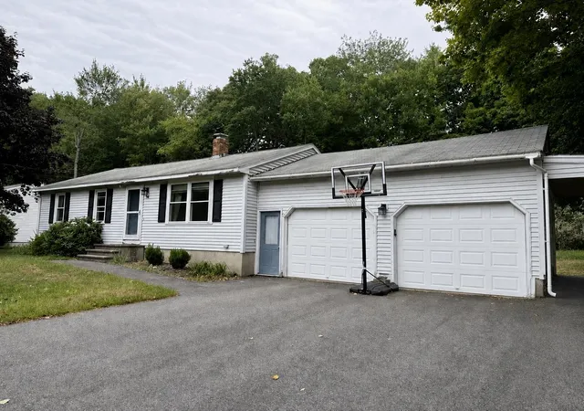 Photo 2 of Single family home for sale at 54 Essex St, Sanford, ME 04073 | MLS# 5107472 | Listing updated on 2026-09-07