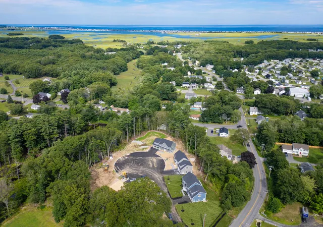 Photo 2 of Single family home for sale at 6 Navillus Way, Seabrook, NH 03874 | MLS# 5107477 | Listing updated on 2026-09-01
