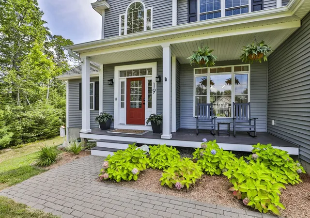 Photo 3 of Single family home for sale at 19 Lorden Rd, New Boston, NH 03070 | MLS# 5107488 | Listing updated on 2026-09-17