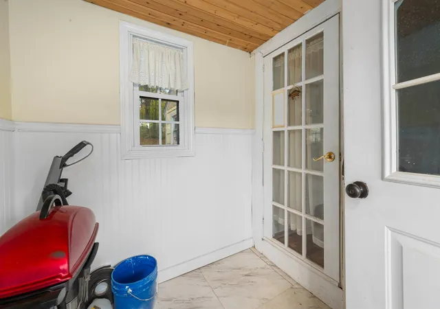 Photo 4 of Single family home for sale at 422 Currier Rd, Hill, NH 03243 | MLS# 5107494 | Listing updated on 2026-09-07