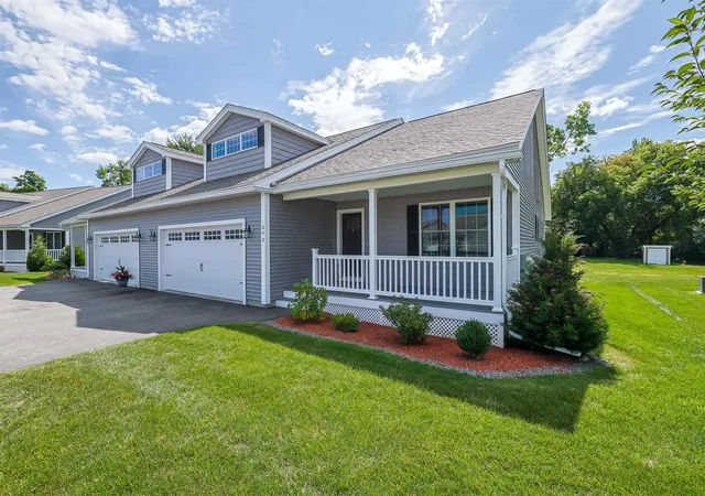 Condo for sale at 64 Brackett Ln #B, Hudson, NH 03051 | MLS# 5107500