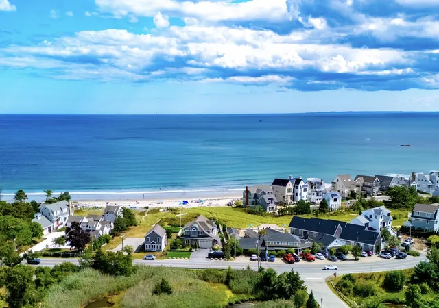 Photo 1 of Single family home for sale at 3 Ocean Blvd, North Hampton, NH 03862 | MLS# 5107511 | Listing updated on 2026-09-04