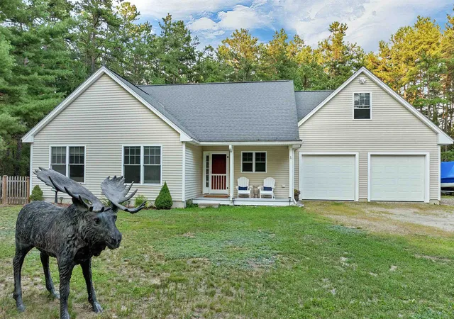Photo 1 of Single family home for sale at 228 Silver Pine Ln, Tamworth, NH 03886 | MLS# 5107514 | Listing updated on 2026-08-31