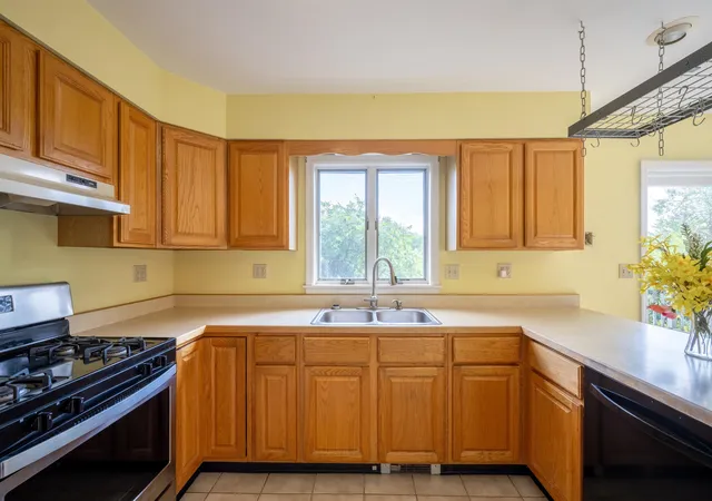 Photo 2 of Sale Pending at 2922 Route 74 E, Shoreham, VT 05770 | MLS# 5107518 | Listing updated on 2026-09-05