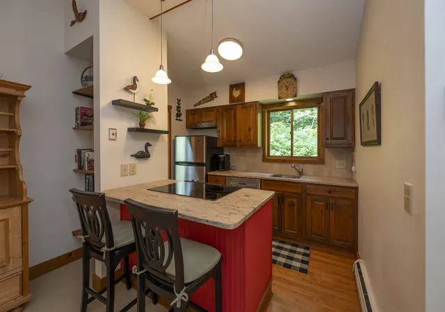 Photo 3 of Condo for sale at 253 Old Quechee Rd #4A, Hartford, VT 05059 | MLS# 5107542 | Listing updated on 2026-09-01