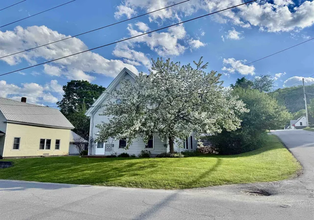 Photo 1 of Single family home for sale at 127 Cherry St, Hardwick, VT 05843 | MLS# 5107552 | Listing updated on 2026-09-01