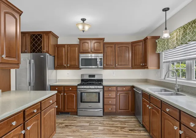 Photo 4 of Manufactured home for sale at 16 Aspen Way, North Hampton, NH 03862 | MLS# 5107557 | Listing updated on 2026-09-05