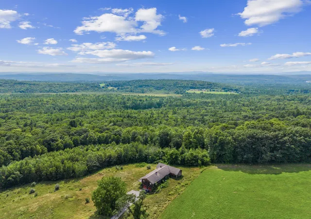 Photo 2 of Single family home for sale at 52 Borough Rd, Canterbury, NH 03224 | MLS# 5107559 | Listing updated on 2026-09-10
