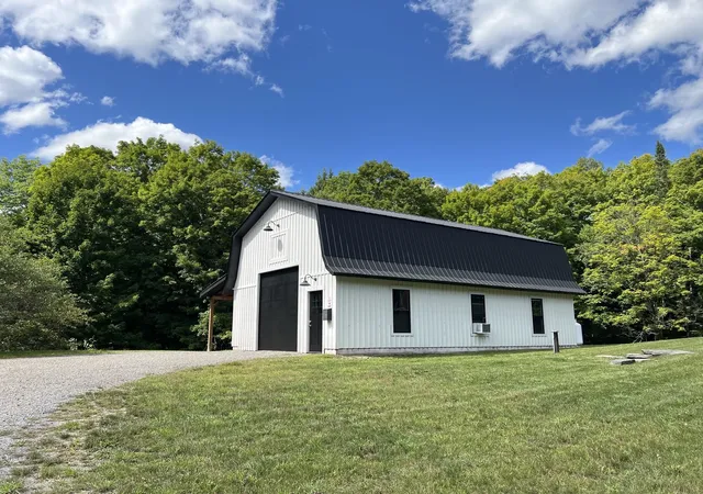 Photo 3 of Single family home for sale at 135 E Ridge Rd, Sutton, VT 05867 | MLS# 5107568 | Listing updated on 2026-09-09