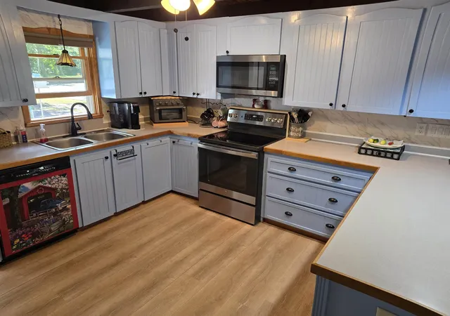 Photo 2 of Single family home for sale at 26 Mountain View Ter, Sanbornville, NH 03872 | MLS# 5107596 | Listing updated on 2026-09-05
