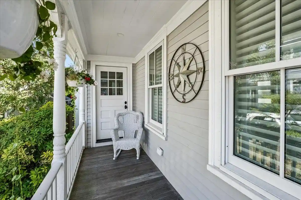 Photo 1 of Sale Pending at 65 Rogers St, Portsmouth, NH 03801 | MLS# 5109503 | Listing updated on 2026-10-27