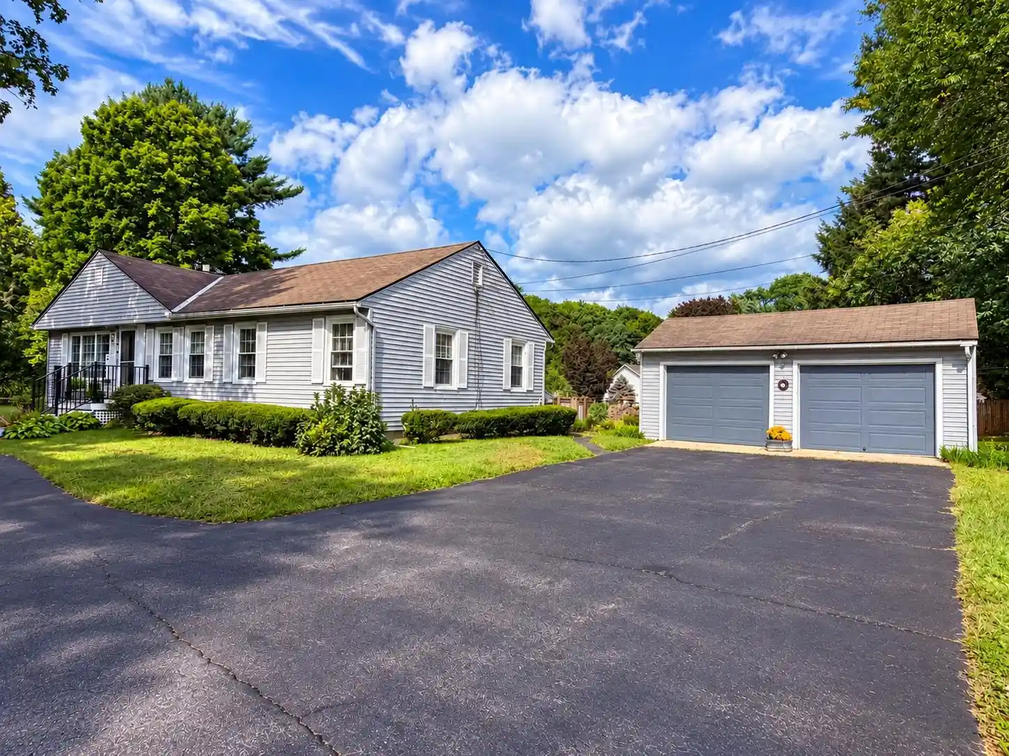 Photo 1 of Single family home for sale at 52 Allen Ct, Keene, NH 03431 | MLS# 5110048 | Listing updated on 2026-10-19