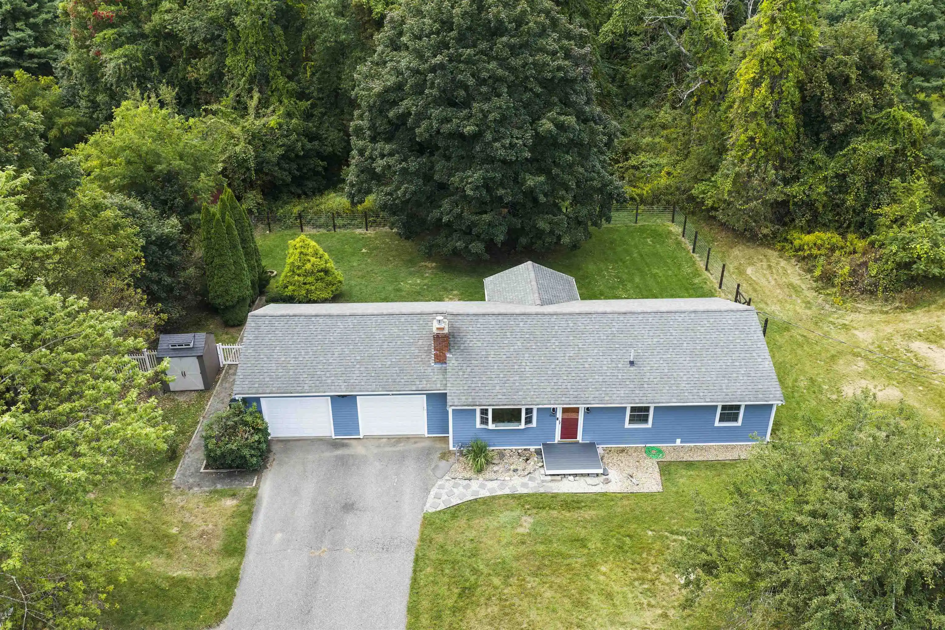 Single family home for sale at 1 Hickory Ln, Kensington, NH 03833 | MLS# 5111068