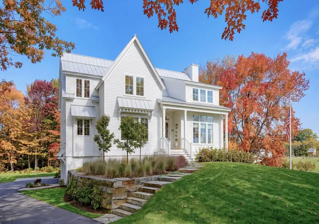 Photo 1 of Single family home for sale at 271 Harbor Rd, Rye, NH 03870 | MLS# 5113955 | Listing updated on 2026-10-29